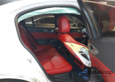 2020 Alfa Romeo Giulia Sport Awd из США, поврежденный, VIN ZARFANAN9L7630017